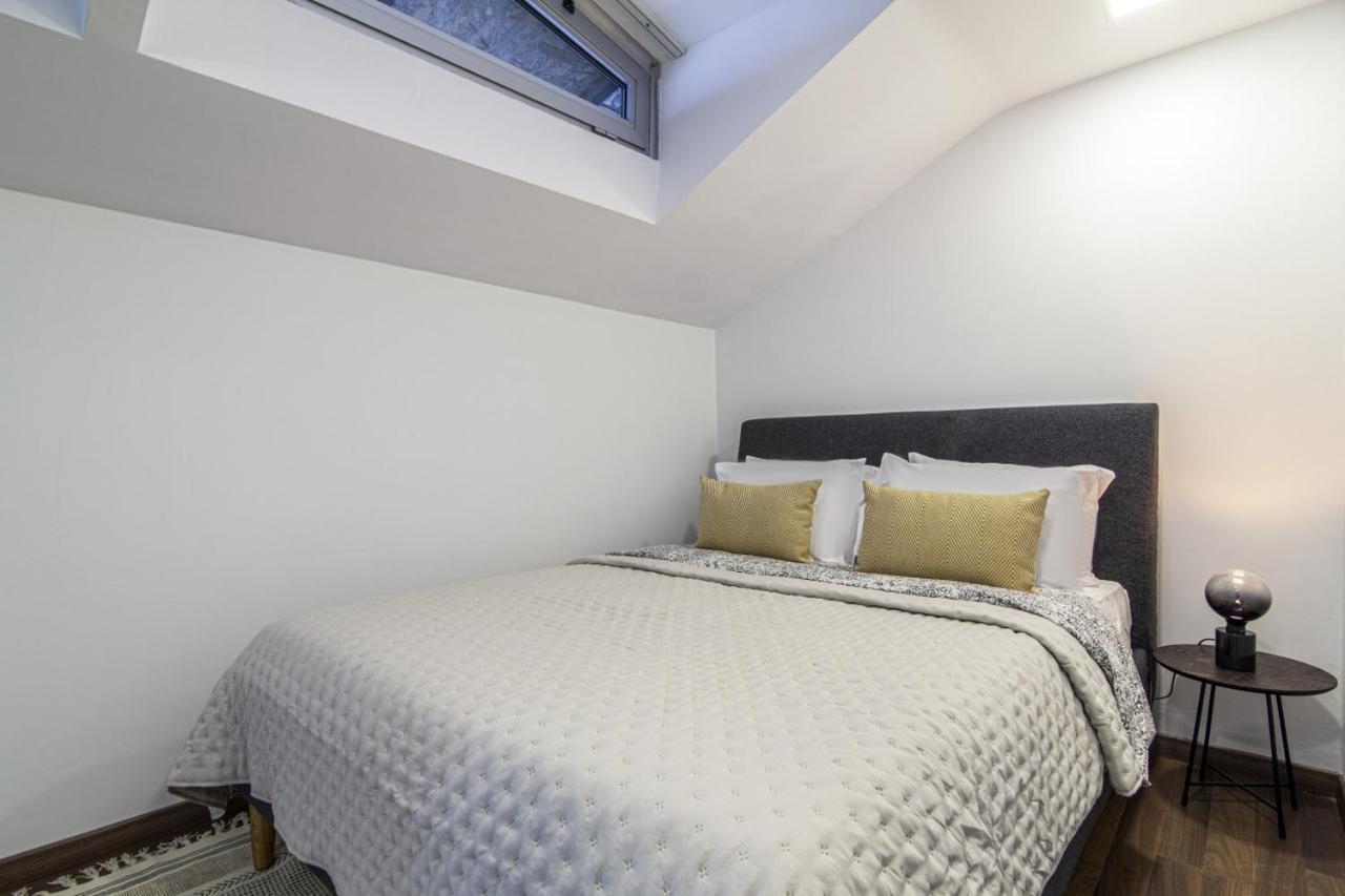 Sleek Residence Flat With Great Location In Sisli Istambul Extérieur photo